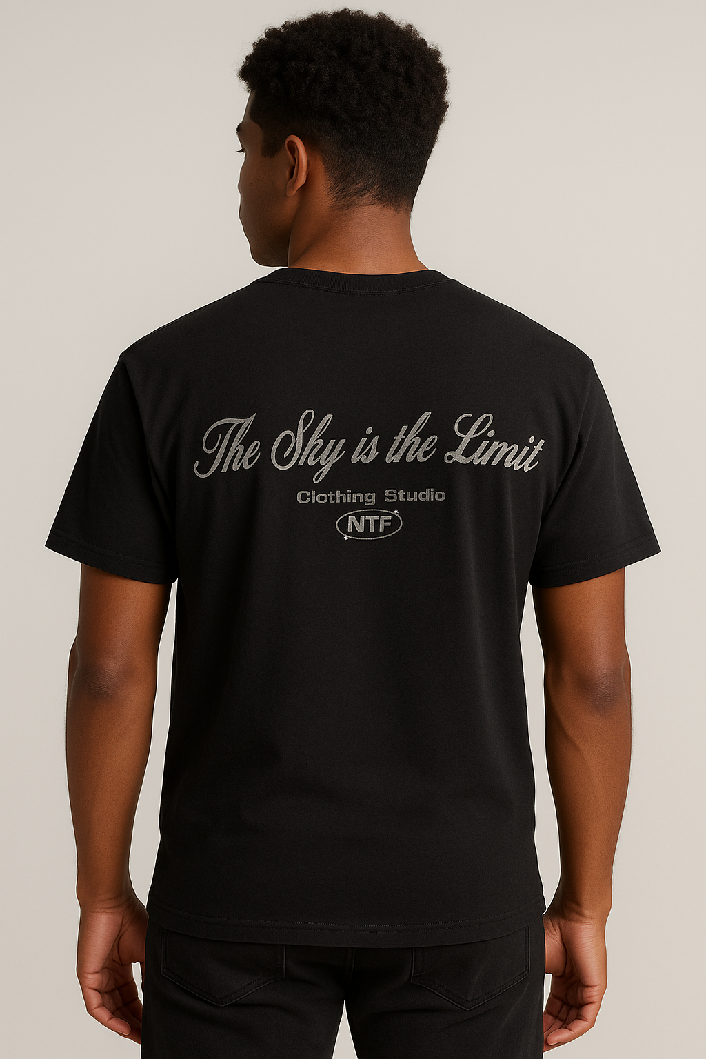 POLO BOXY FIT NTF / NEGRO / THE SKY IS THE LIMIT