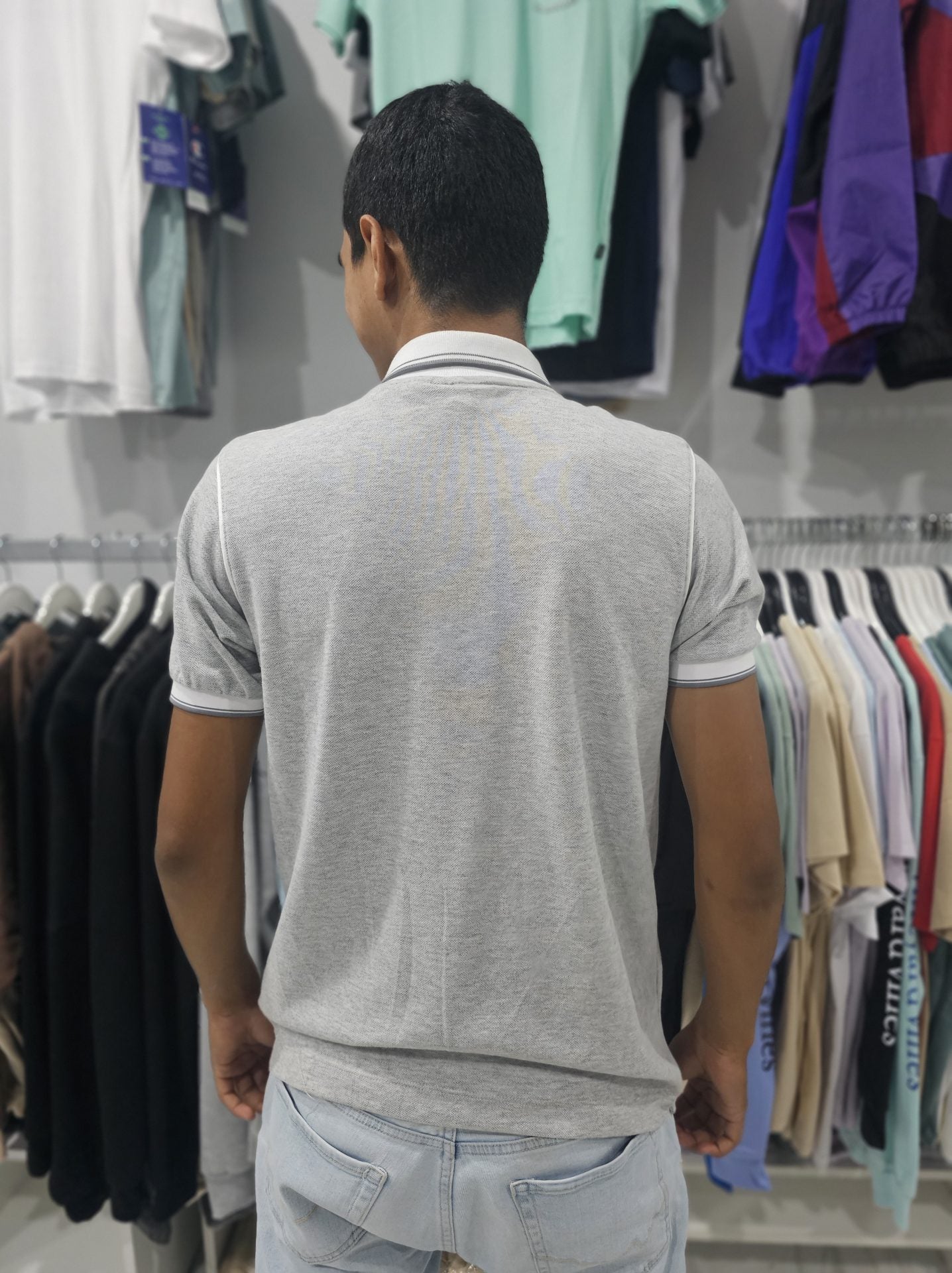 Polo Camisero Lacoste gris logo 3 cocodrilos multicolor