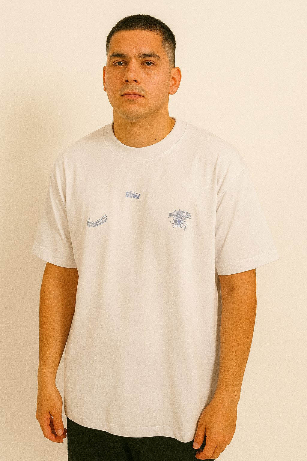 Polo Kleding boxy blanco / diseño lila