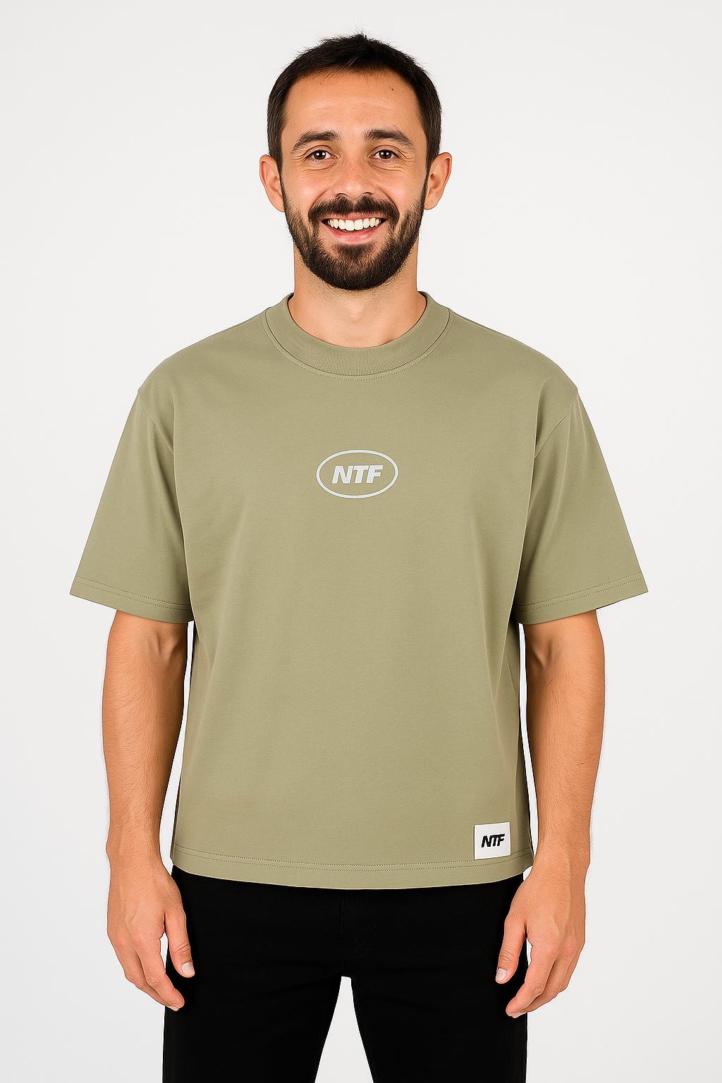 POLO BOXY FIT NTF / VERDE OLIVA CLARO / LOGO CLASICO ALTO RELIEVE