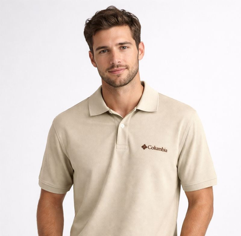 POLO CAMISERO CON RESPIRADOR COLUMBIA / BEIGE