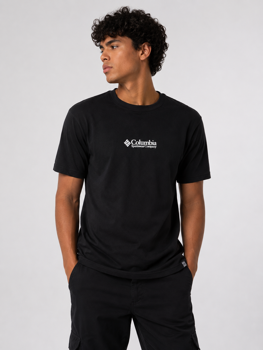 Polo Columbia negro / logo pecho pequeño