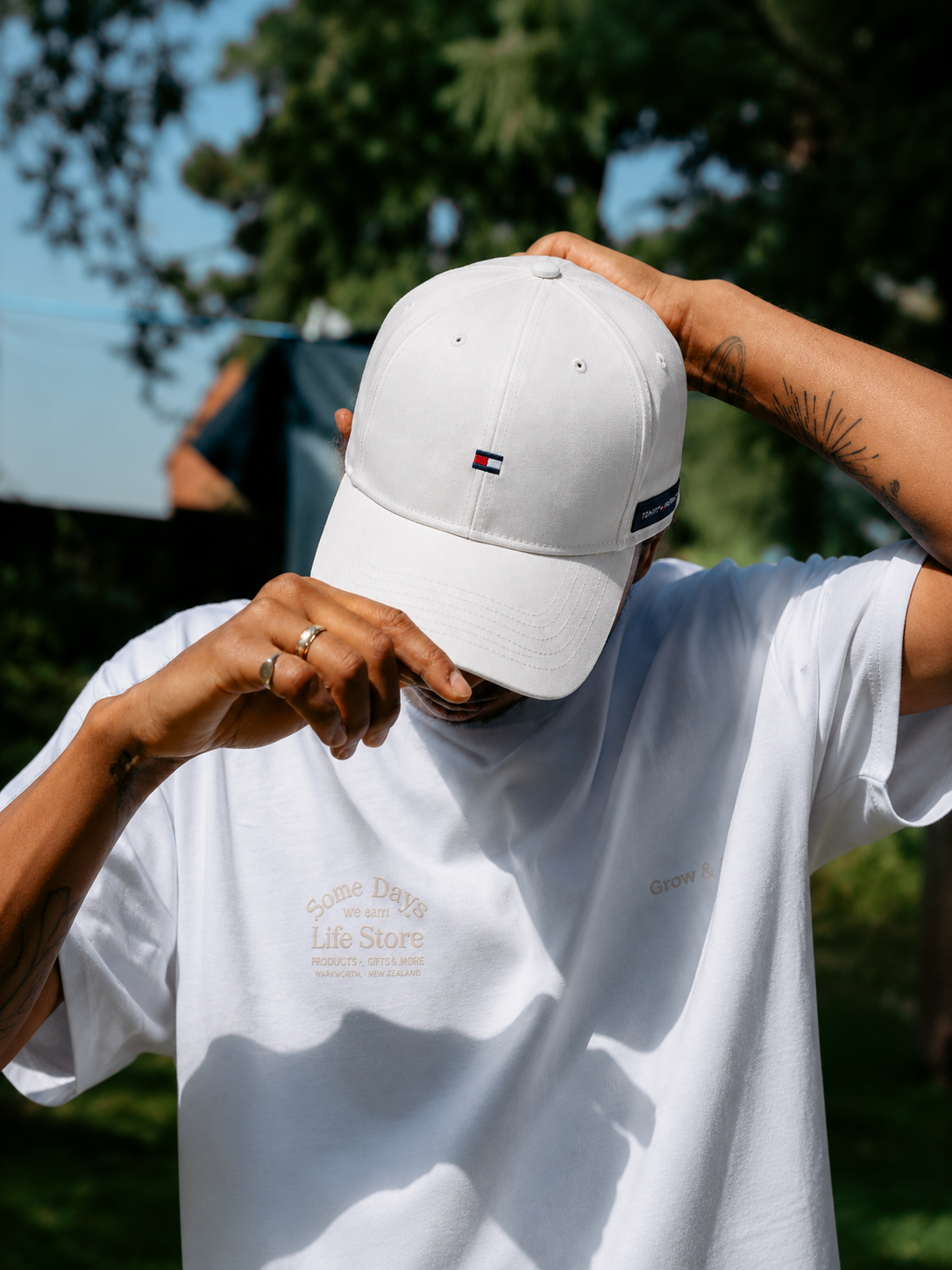 GORRA TOMMY / BLANCA
