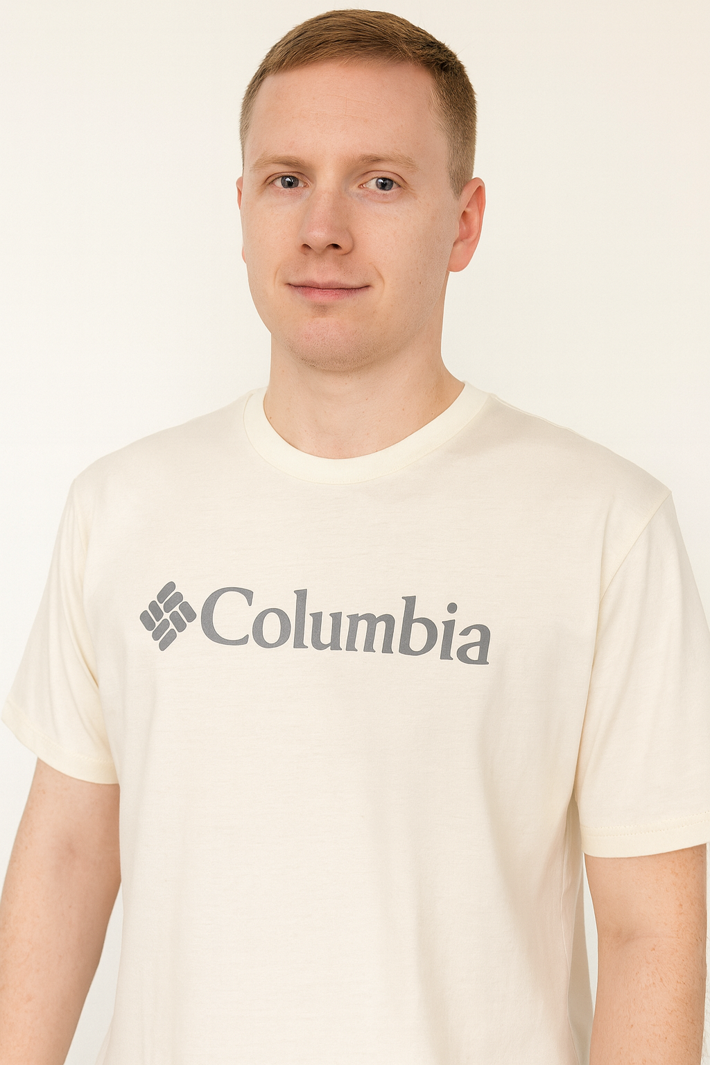 Polo Columbia crema / Logo pecho grande
