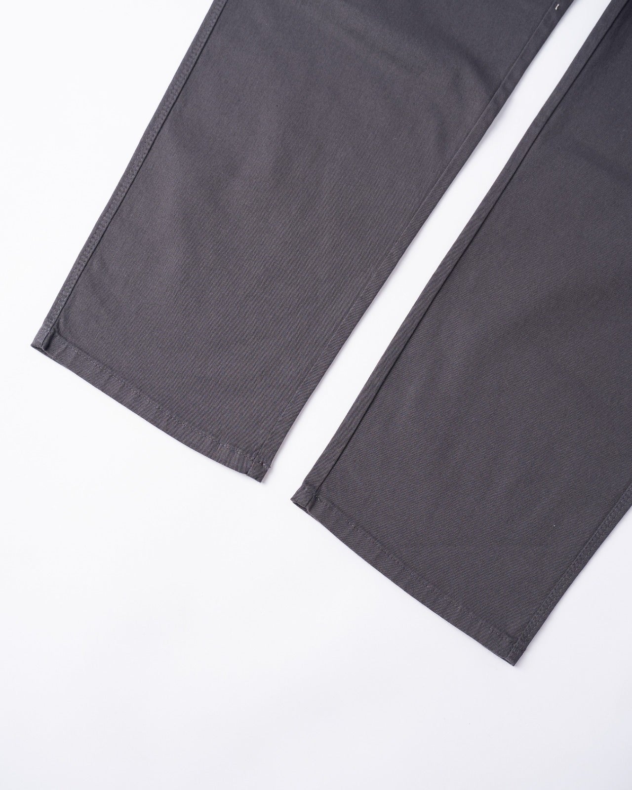 chino drill pants gris grafito