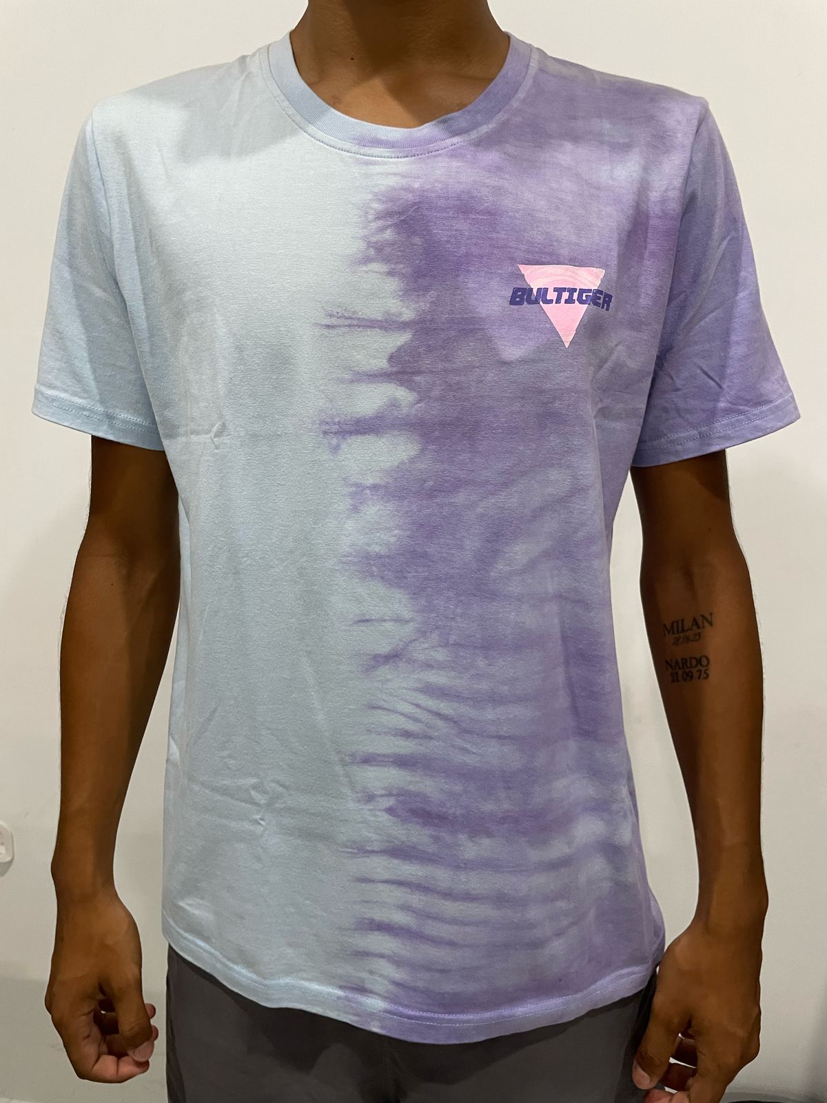 Polo Bultiger mitad celeste-morado / Logo pequeño