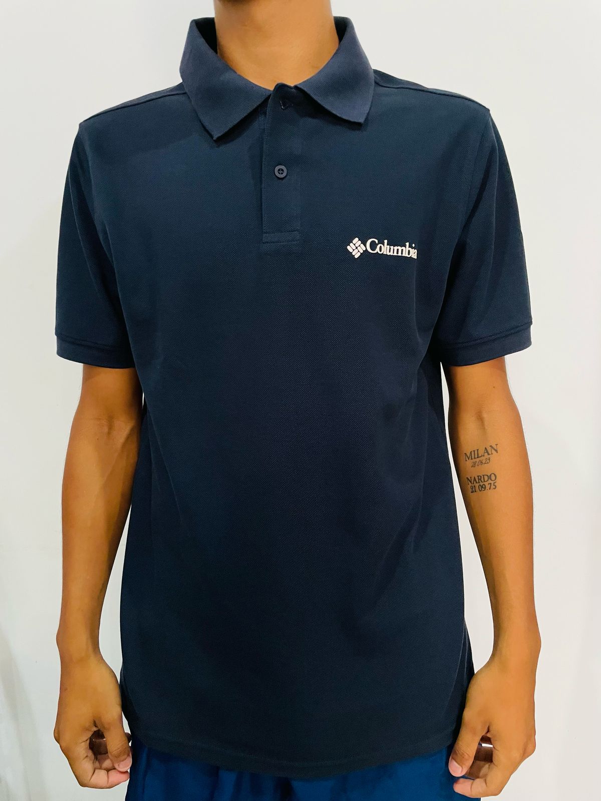 Polo camisero Columbia azul noche / Logo blanco