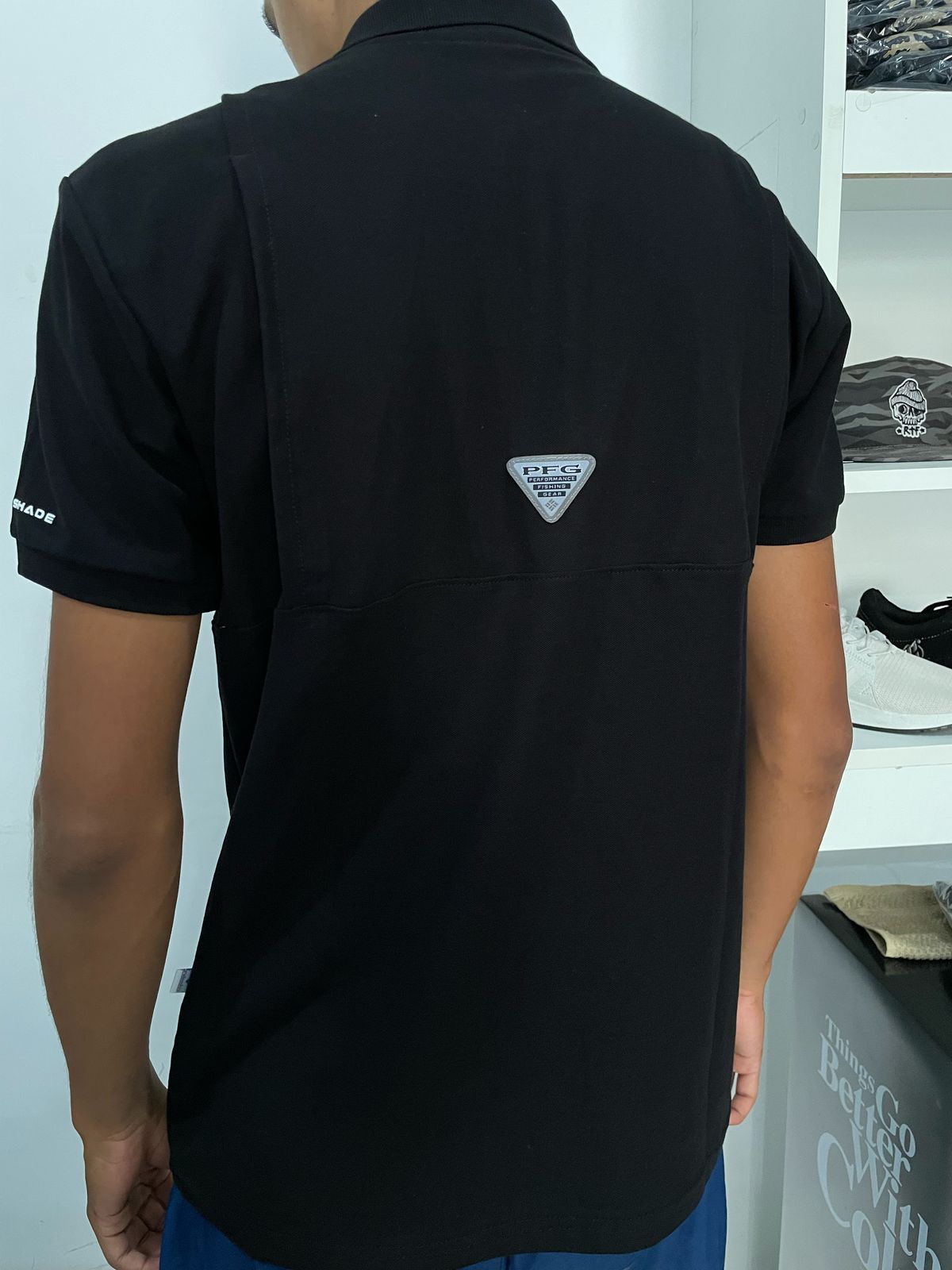 Polo camisero Columbia negro - logo blanco / Respirador