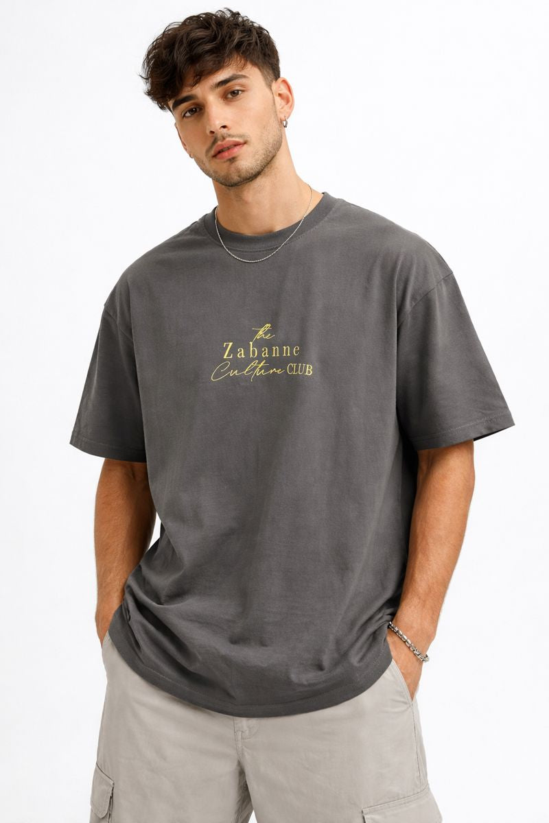 POLO OVER BOXY ZABANNE / GRIS / DISEÑO AMARILLO