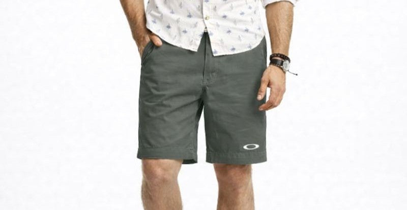 SHORT OAKLEY / GRIS VERDOSO